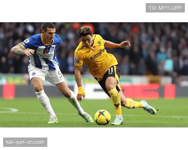 快讯:奥格斯堡利用快速任意球偷袭得手,VAR复核后确认进球有效 快讯:奥格斯堡利用快速任意球偷袭得手,VAR复核后确认进球有效